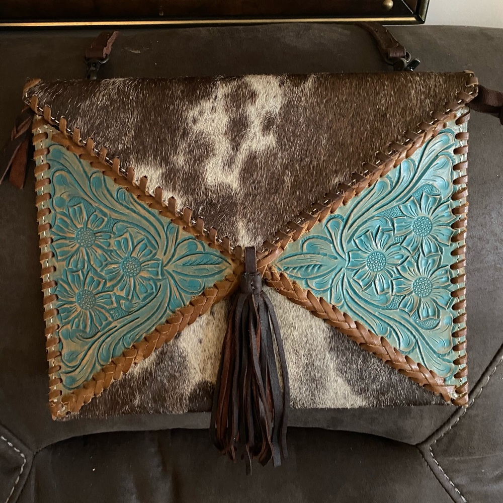 American Darling Envelope Crossbody Bag